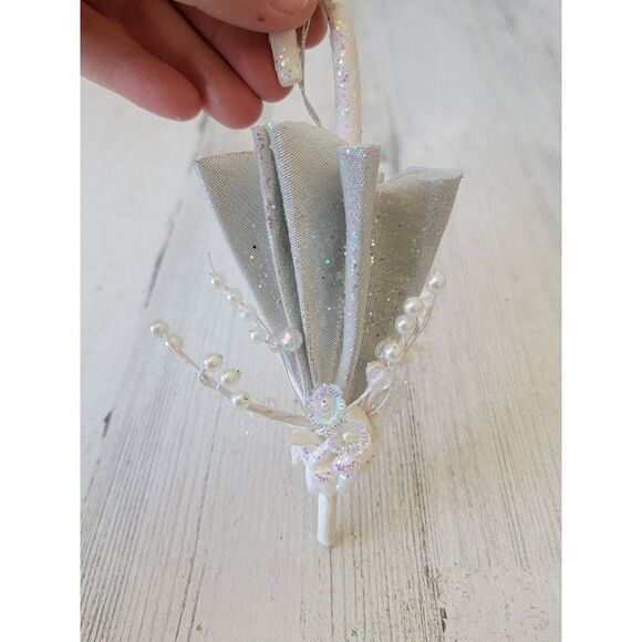 White mini glitter umbrella flower ornament Xmas - Picture 3 of 6